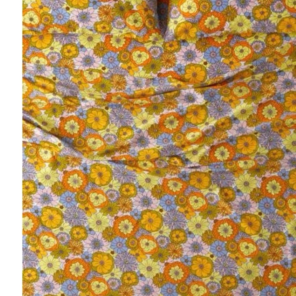 ISO !!! Urban Outfitters Vera Floral Bedding Sheets